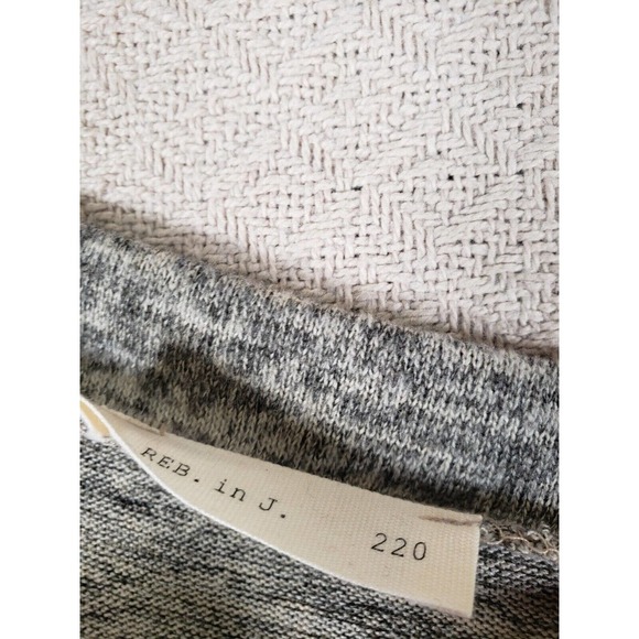 REB in J. Sweater Womens Large Gray Long Sleeve Polyester Pullover Classicore - Picture 6 of 8